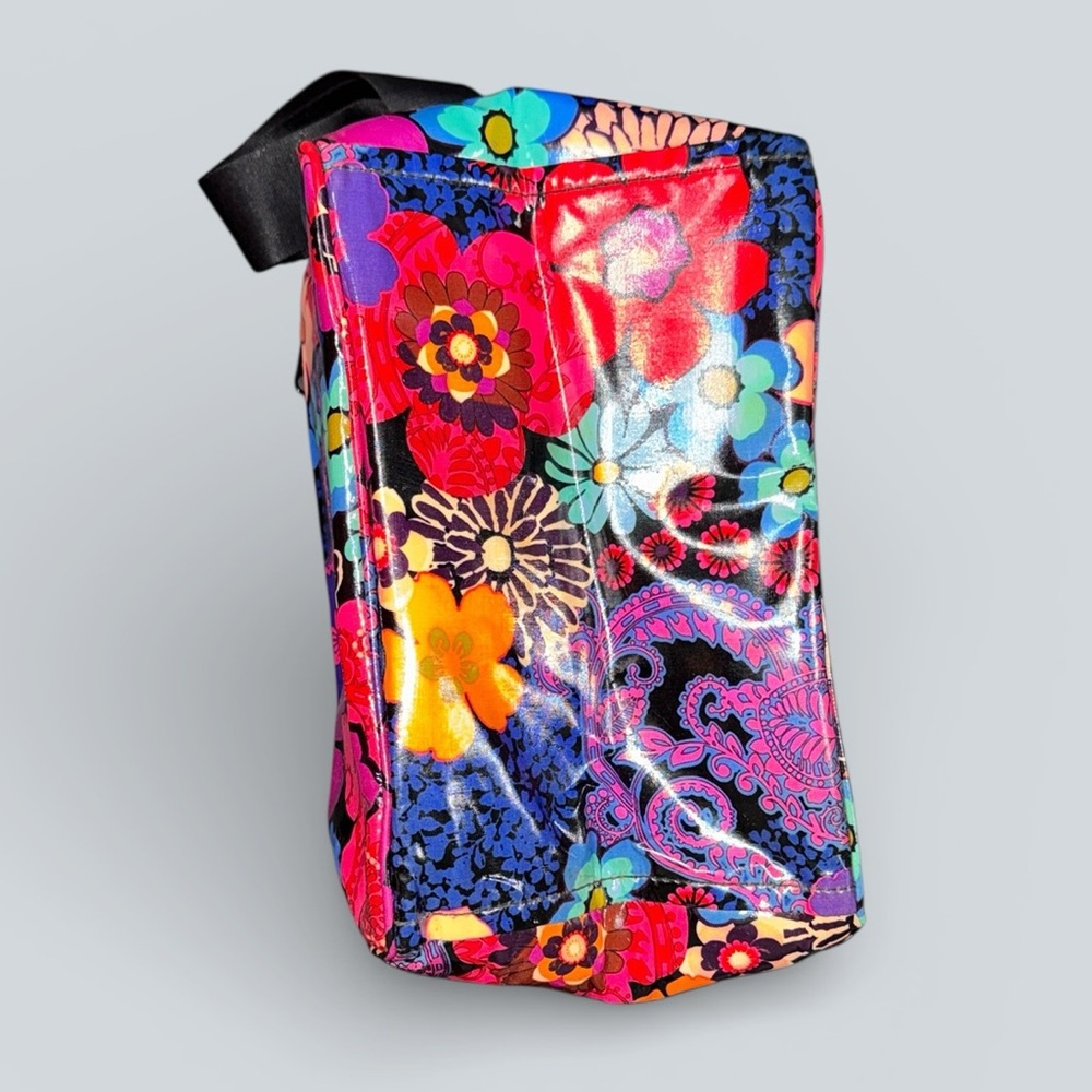Vera Bradley Floral Fiesta Lunch Cooler - Picture 6 of 6